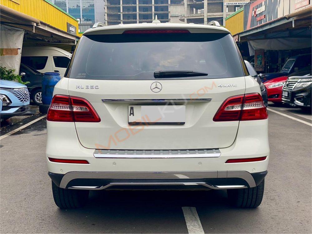 Mobil Mercedes-Benz ML 2013