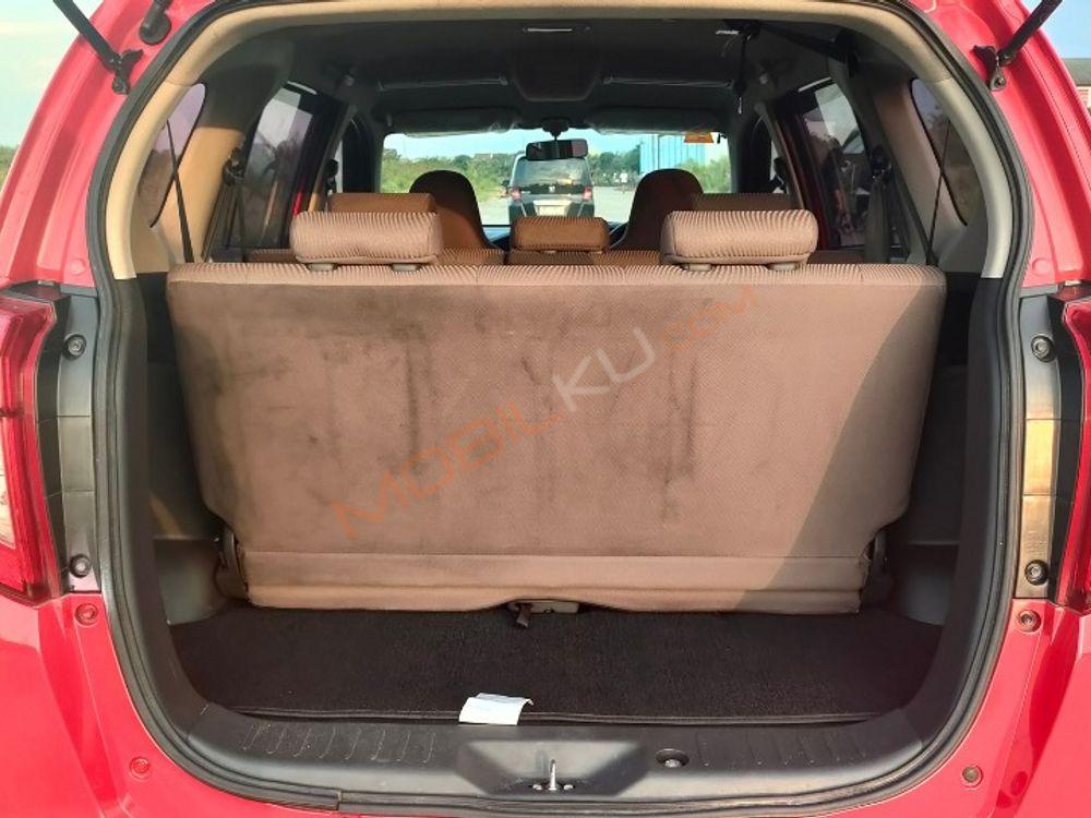 Mobil Toyota Calya 2017