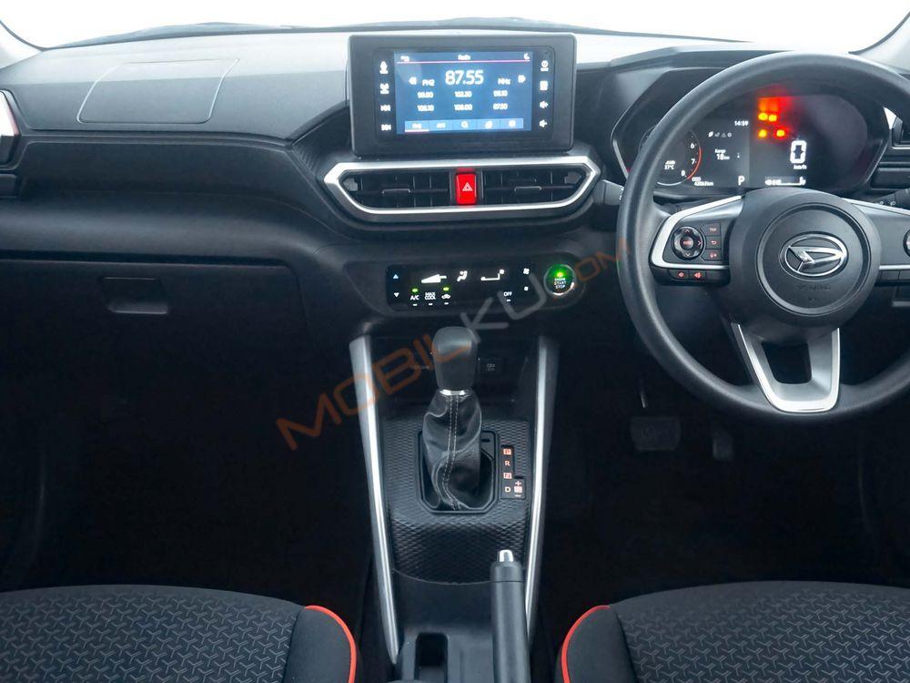 Mobil Daihatsu Rocky 2021