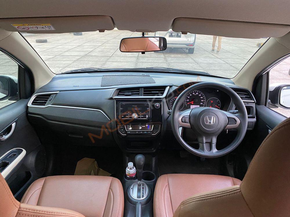 Mobil Honda Brio 2020