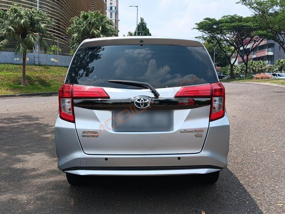Mobil Toyota Calya 2019