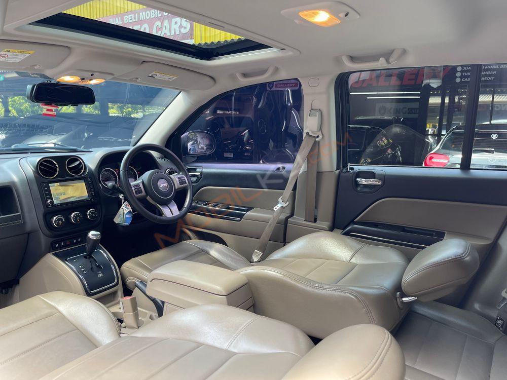 Mobil Jeep Compass 2013