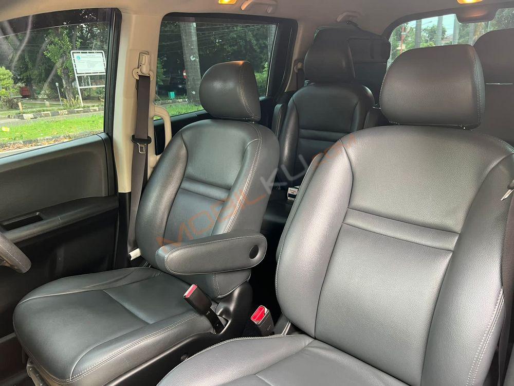 Mobil Honda Freed 2014