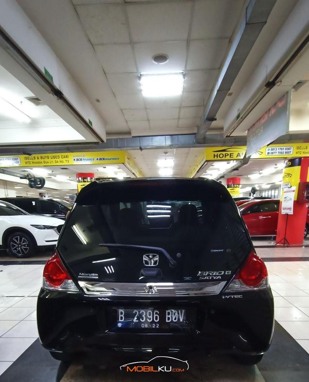 Mobil Honda Brio 2017