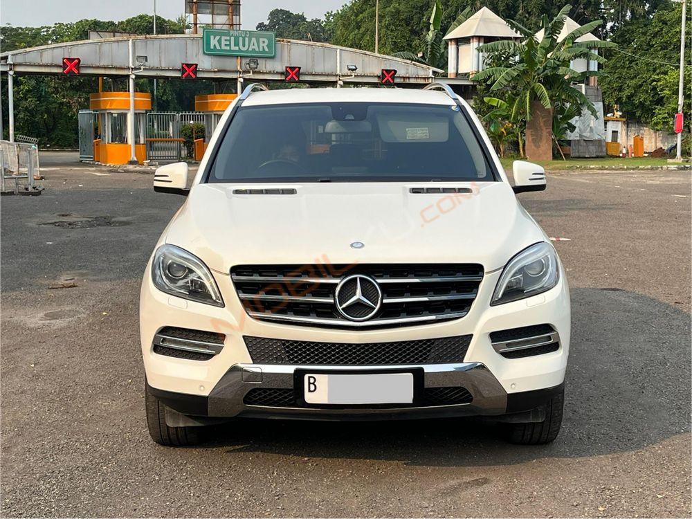 Mobil Mercedes-Benz ML 2013