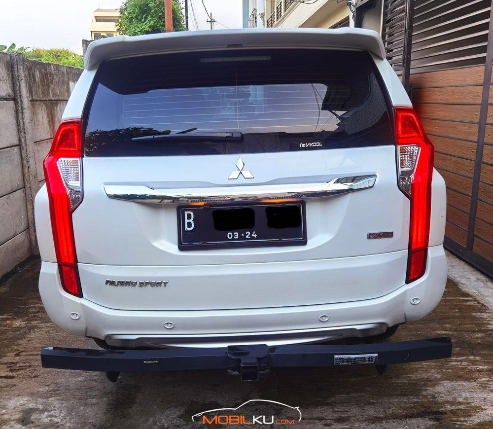 Mobil Mitsubishi Pajero Sport 2019