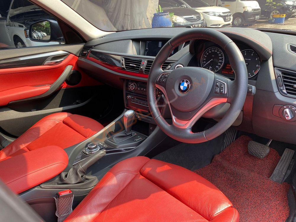 Mobil BMW X1 2015