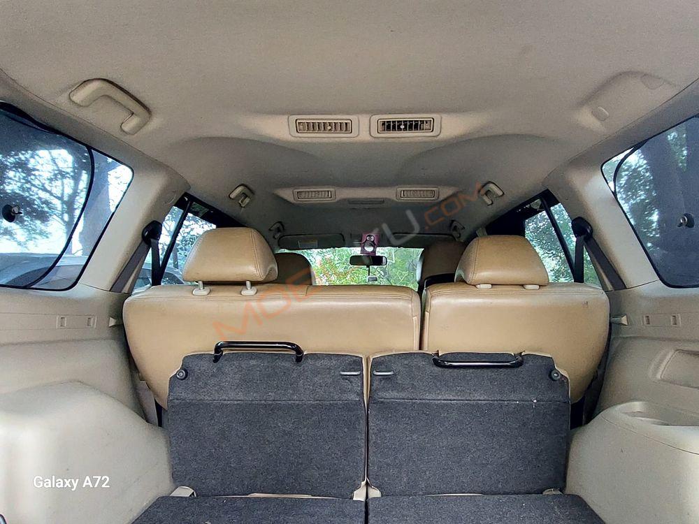 Mobil Mitsubishi Pajero Sport 2011