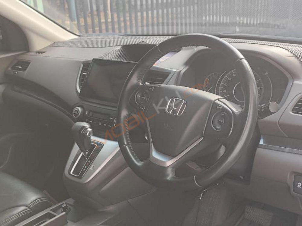 Mobil Honda CR-V 2014