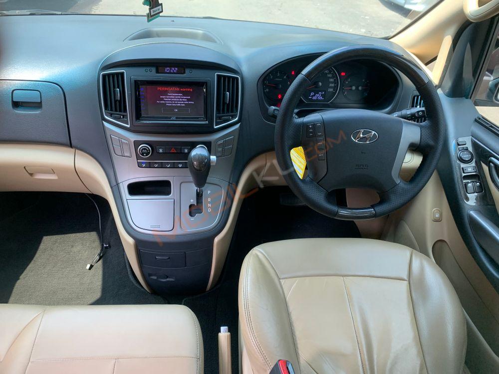 Mobil Hyundai H-1 2018