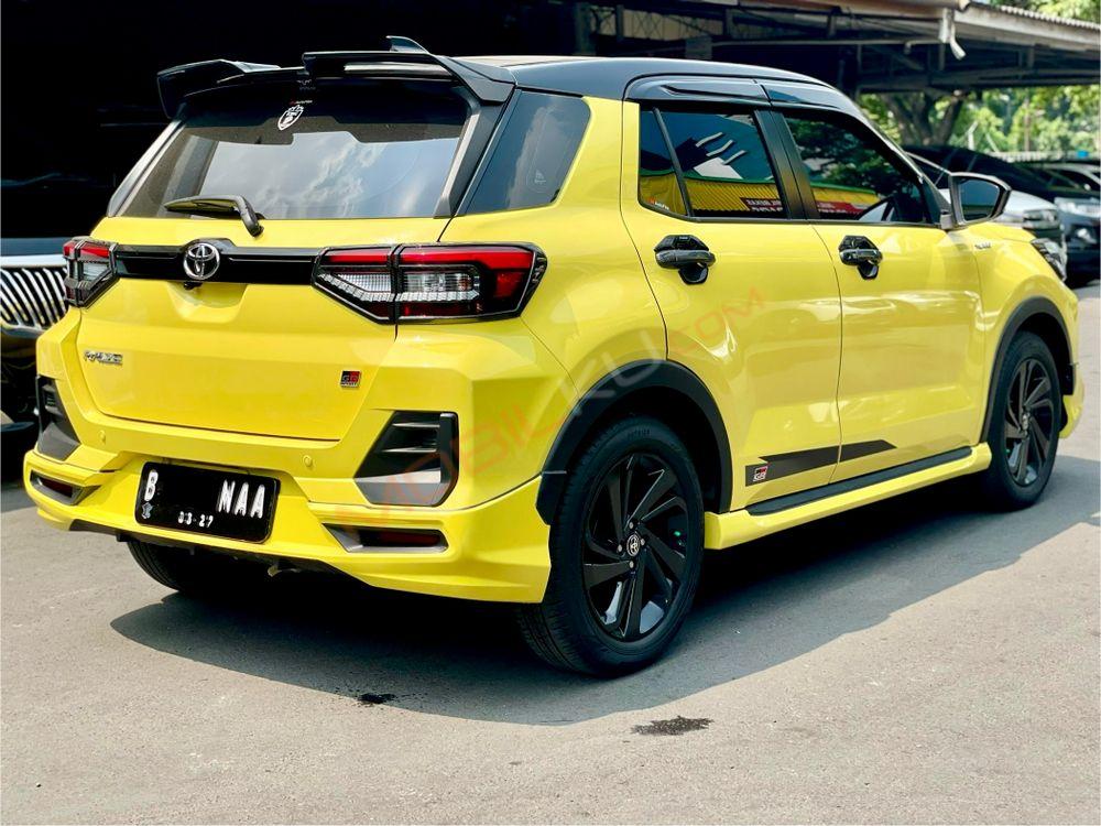 Mobil Toyota Raize 2022