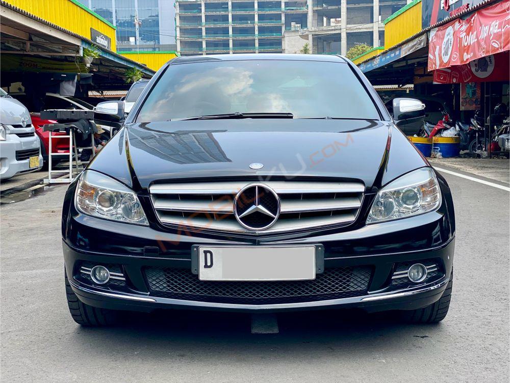 Mobil Mercedes-Benz C-Class 2008