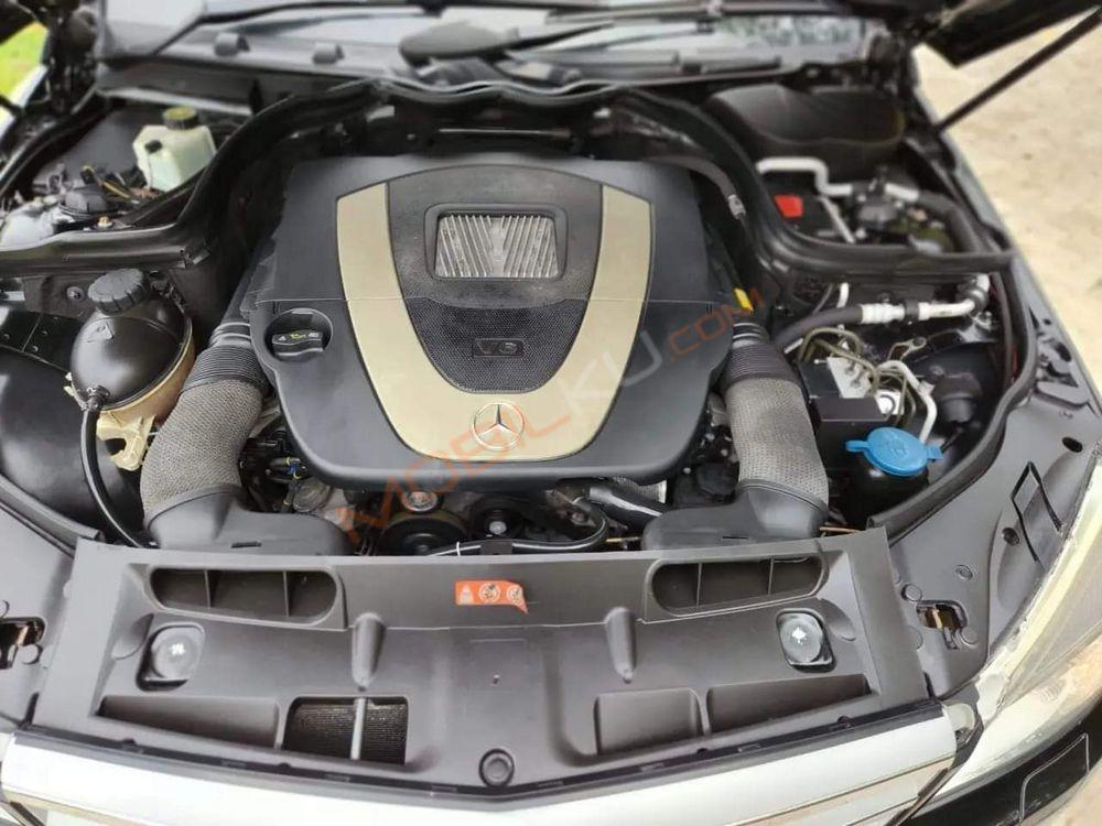 Mobil Mercedes-Benz C-Class 2008
