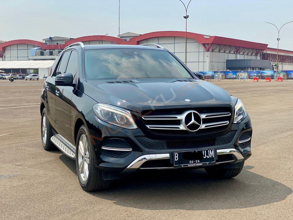 Mobil Mercedes-Benz GLE 2016