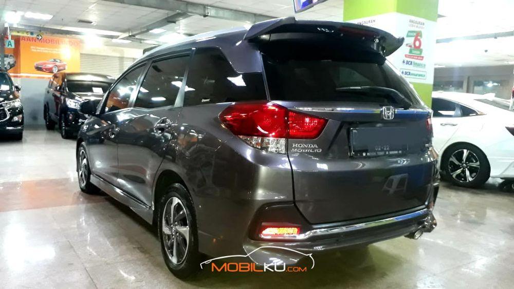 Mobil Honda Mobilio 2017
