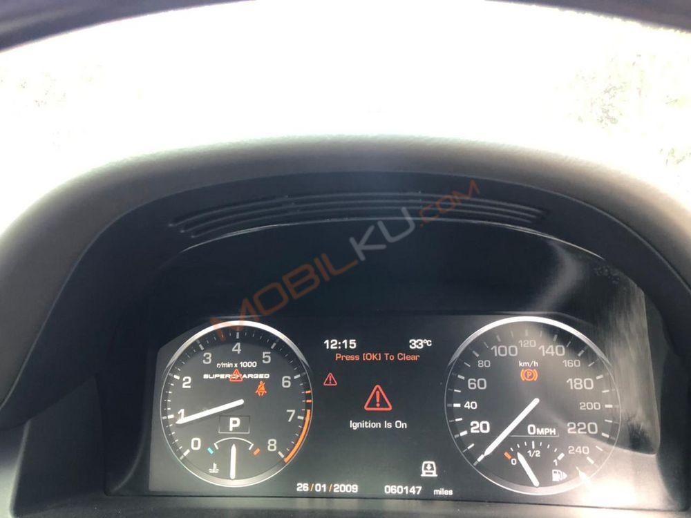 Mobil Range Rover Vogue 2012