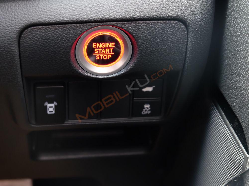 Mobil Honda CR-V 2018