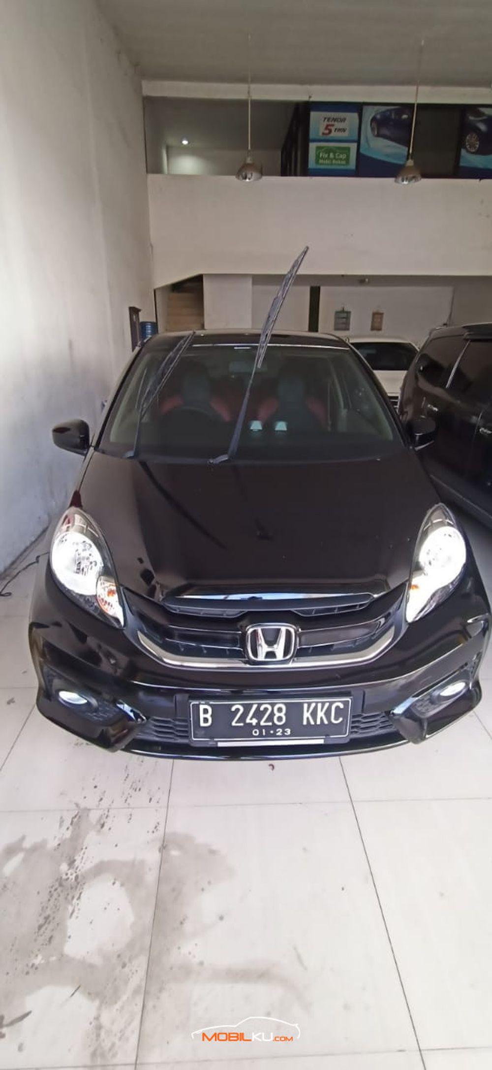 Mobil Honda Brio 2017