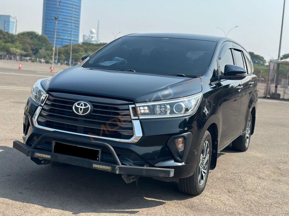 Mobil Toyota Kijang Innova 2021