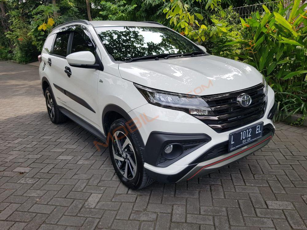 Mobil Toyota Rush 2021