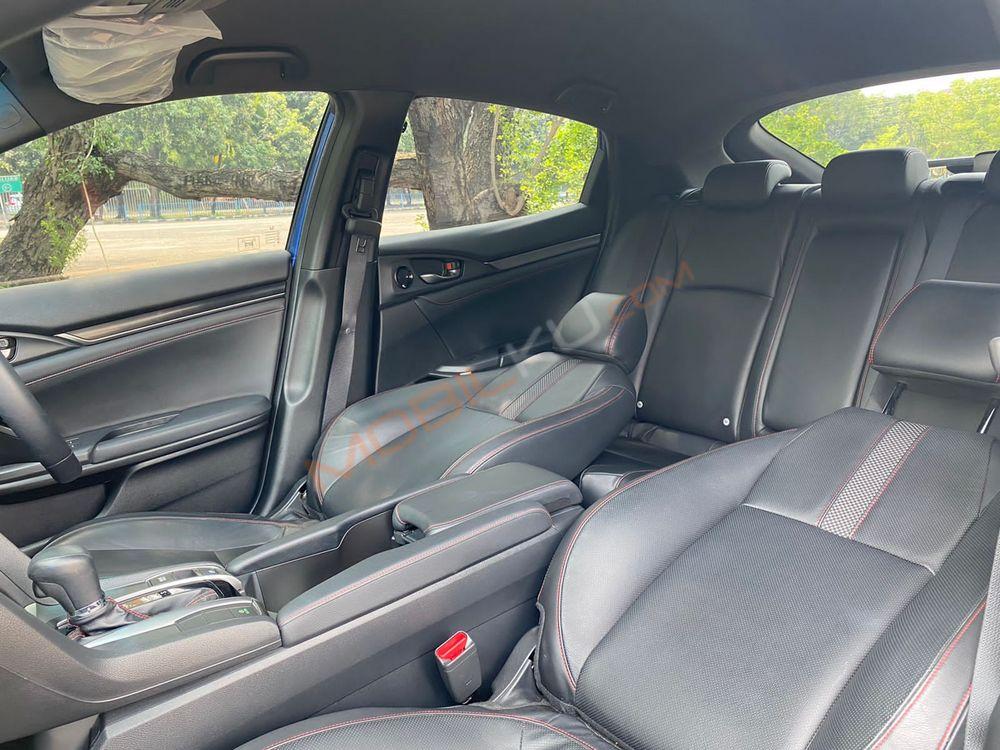 Mobil Honda Civic Hatchback 2021