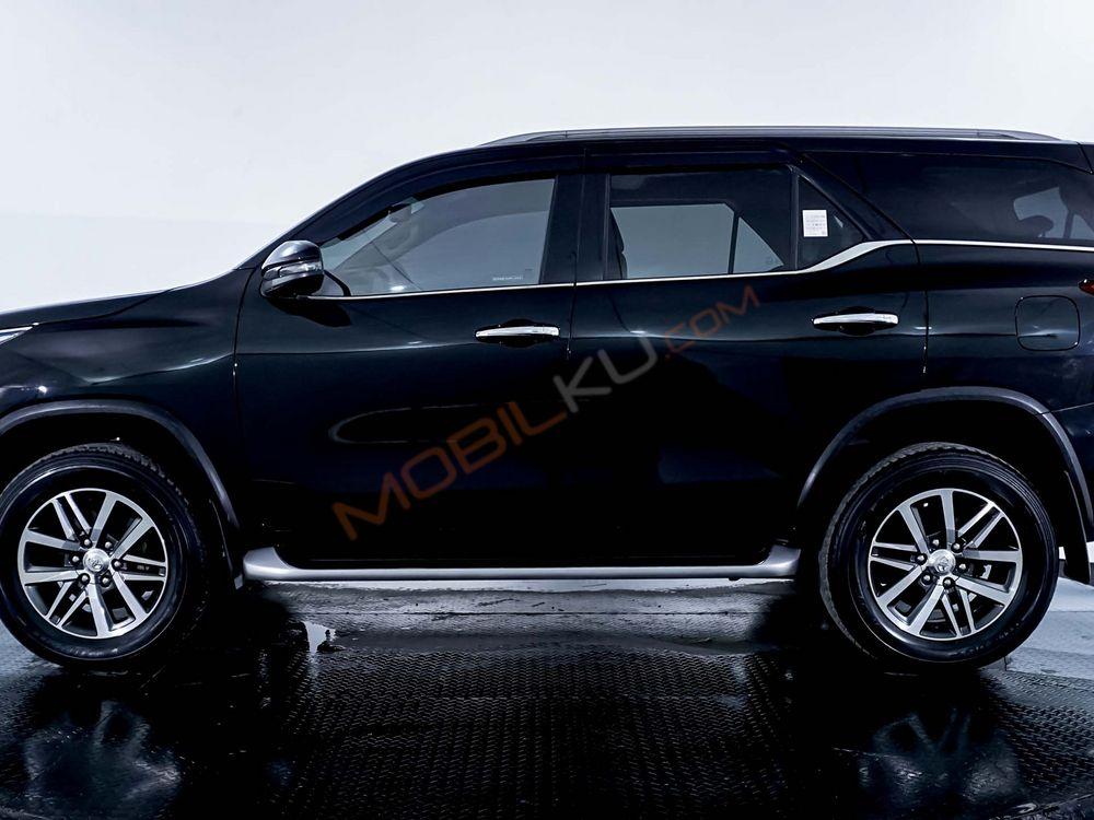 Mobil Toyota Fortuner 2019