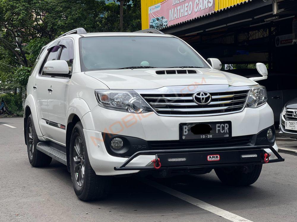 Mobil Toyota Fortuner 2012
