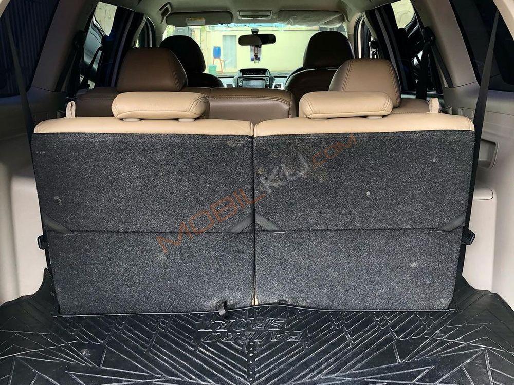 Mobil Mitsubishi Pajero Sport 2013