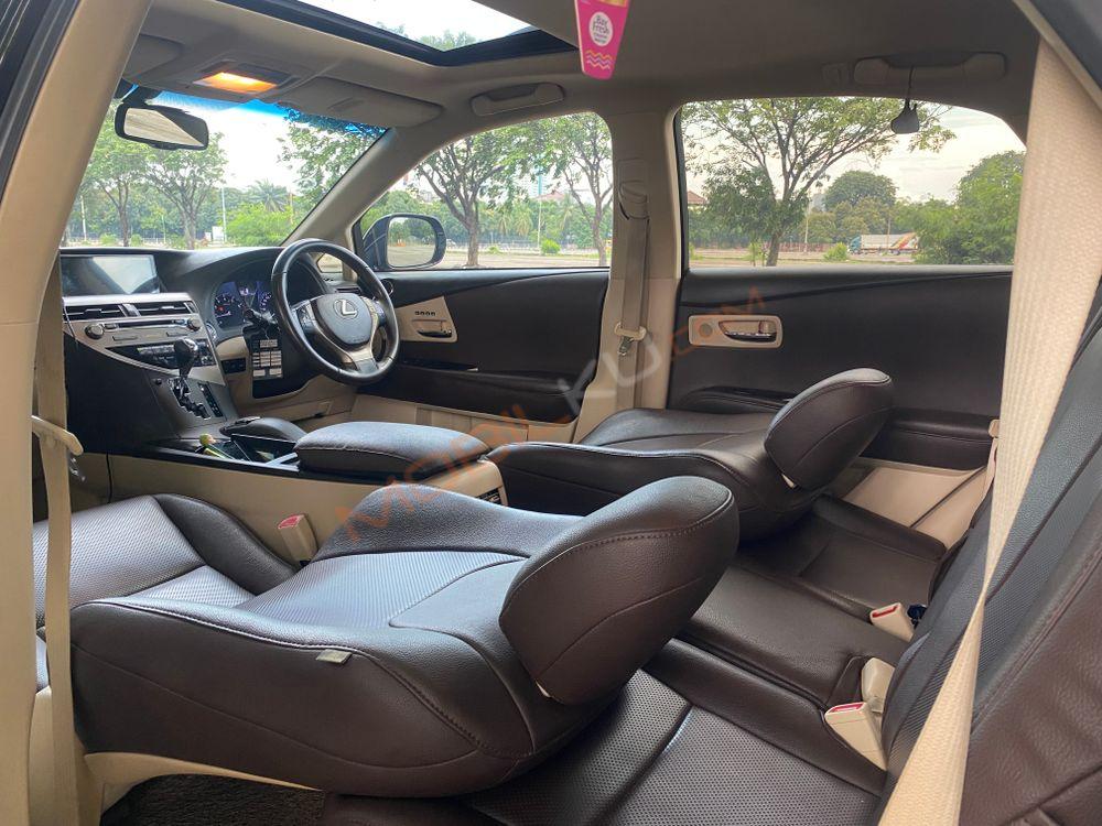 Mobil Lexus RX 2013