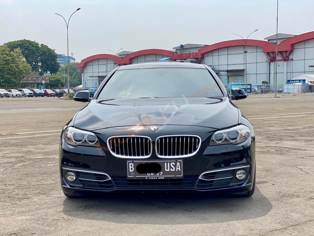 Mobil BMW 5 Series 2016