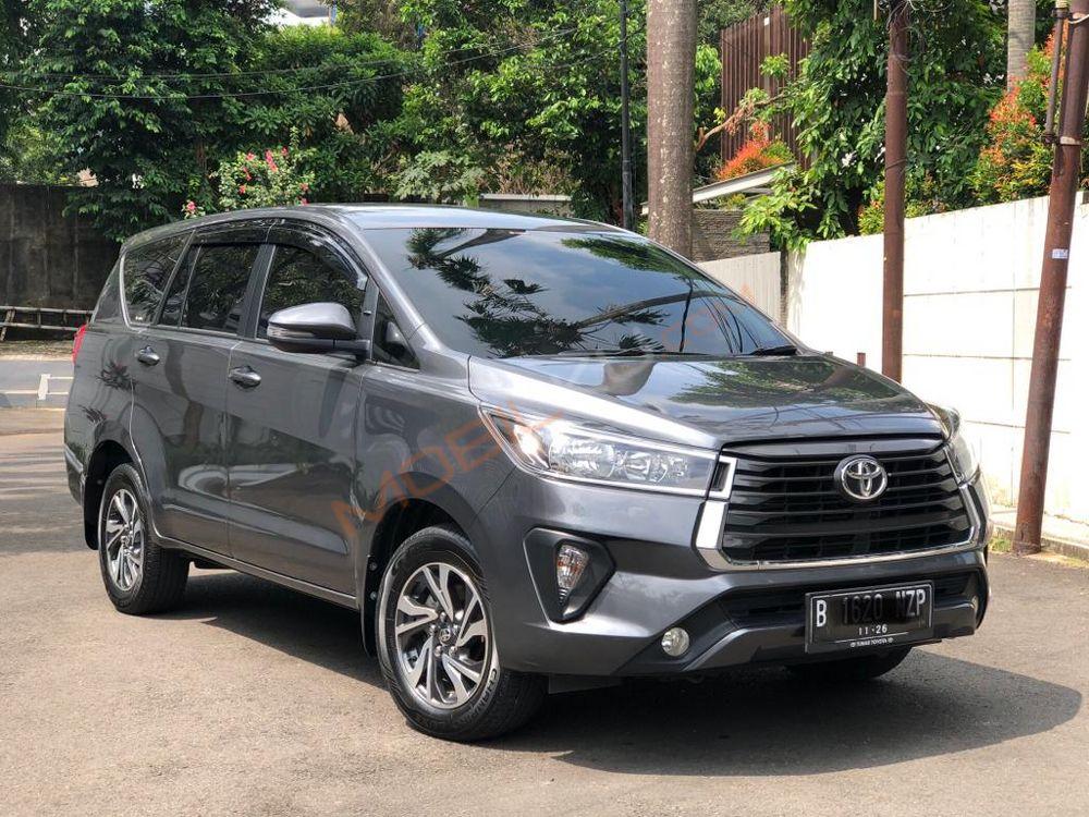 Mobil Toyota Kijang Innova 2021