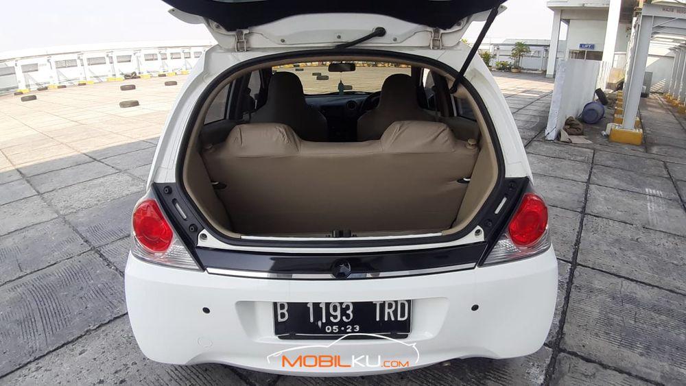 Mobil Honda Brio 2013