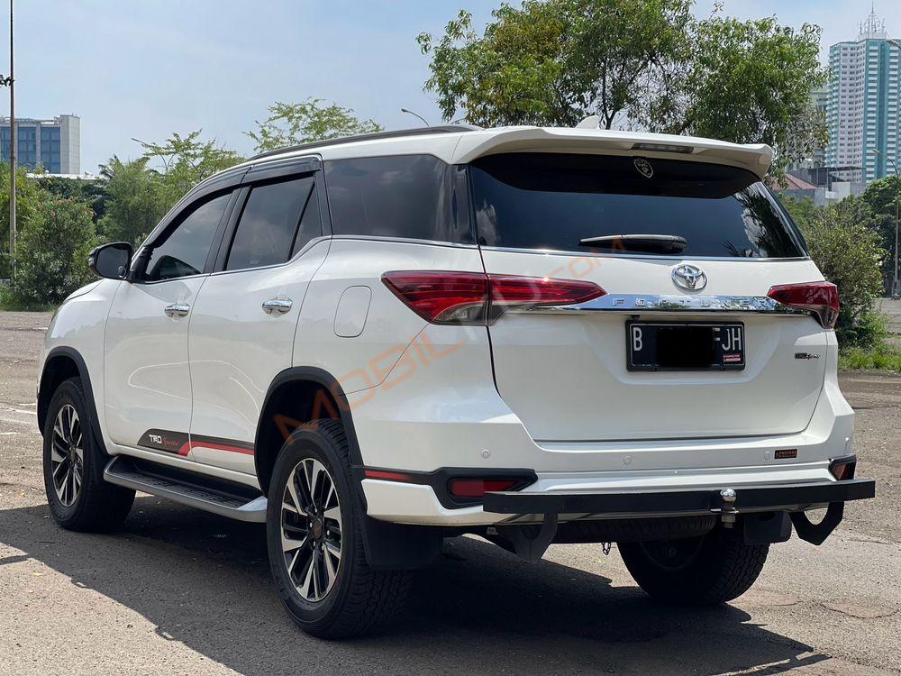 Mobil Toyota Fortuner 2019
