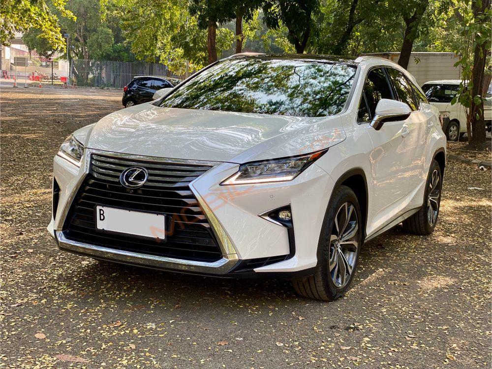 Mobil Lexus RX 2018