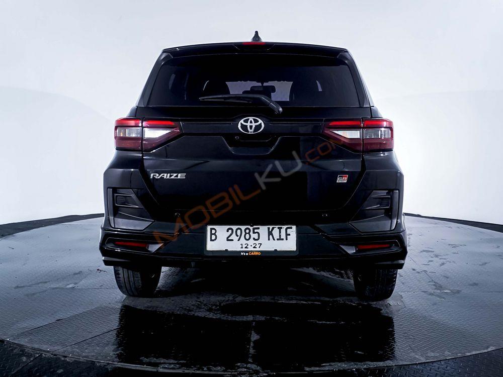 Mobil Toyota Raize 2022