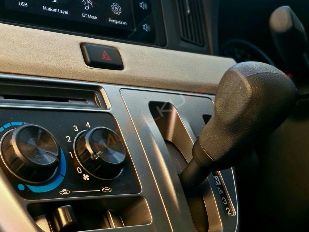 Mobil Daihatsu Sigra 2021