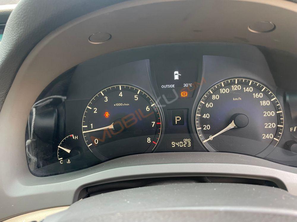 Mobil Lexus RX 2011
