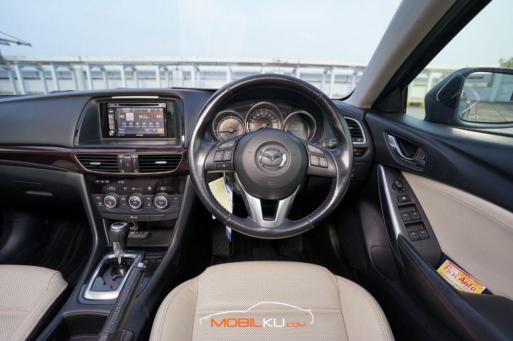 Mobil Mazda 6 2013
