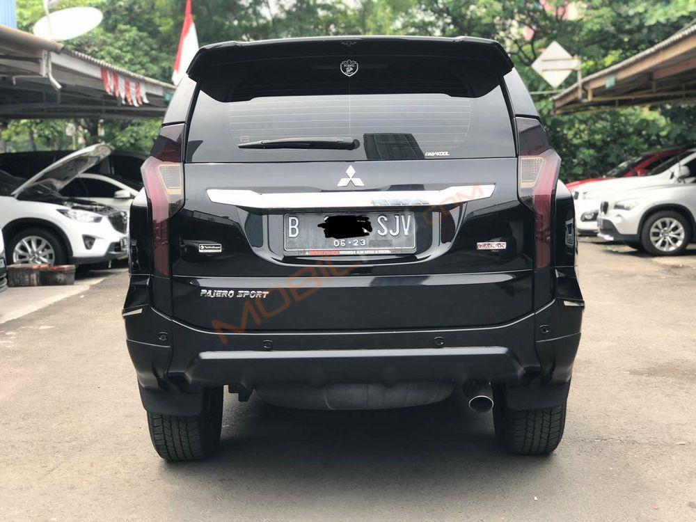 Mobil Mitsubishi Pajero Sport 2018