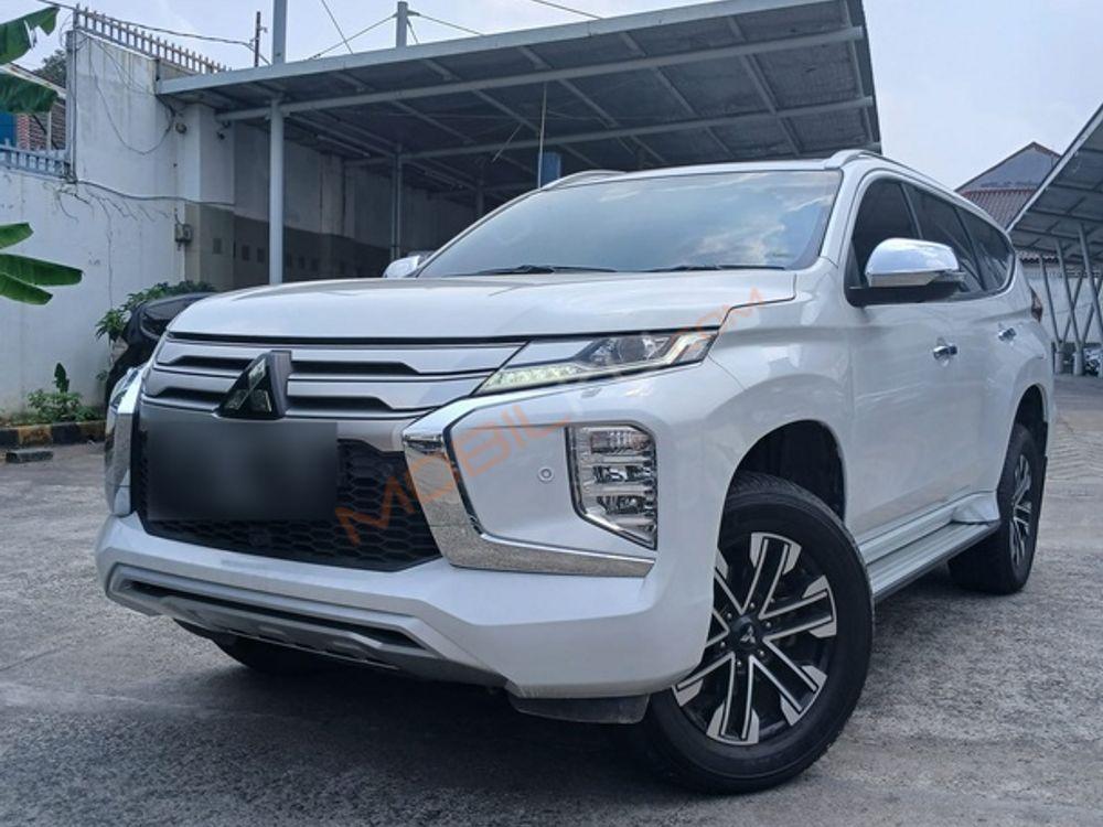 Mobil Mitsubishi Pajero Sport 2021