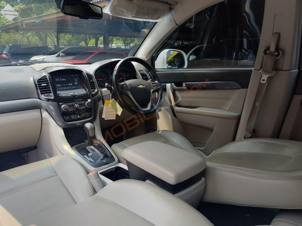 Mobil Chevrolet Captiva 2017