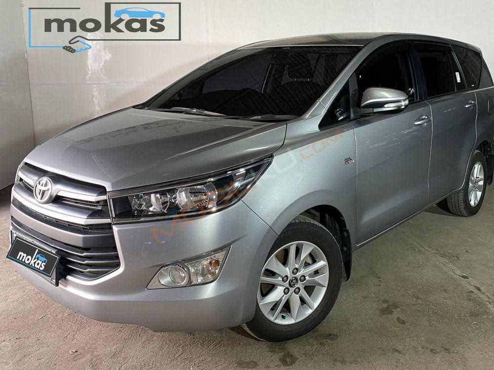 Mobil Toyota Kijang Innova 2020