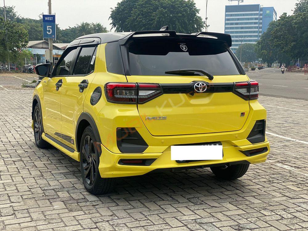 Mobil Toyota Raize 2022