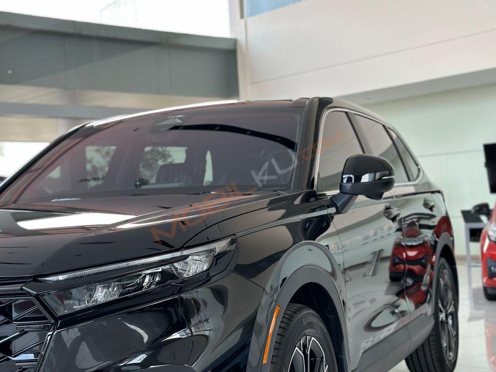 Mobil Honda CR-V 2023