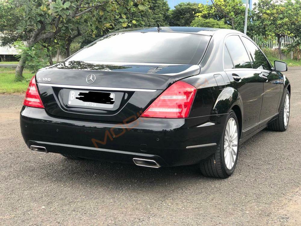 Mobil Mercedes-Benz S-Class 2011