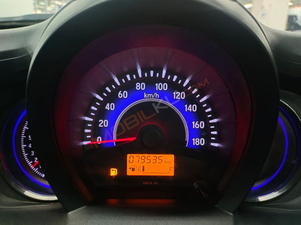 Mobil Honda Mobilio 2015