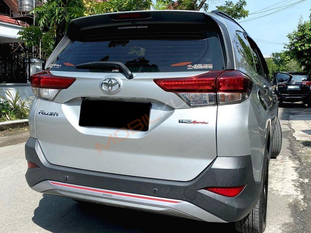 Mobil Toyota Rush 2018