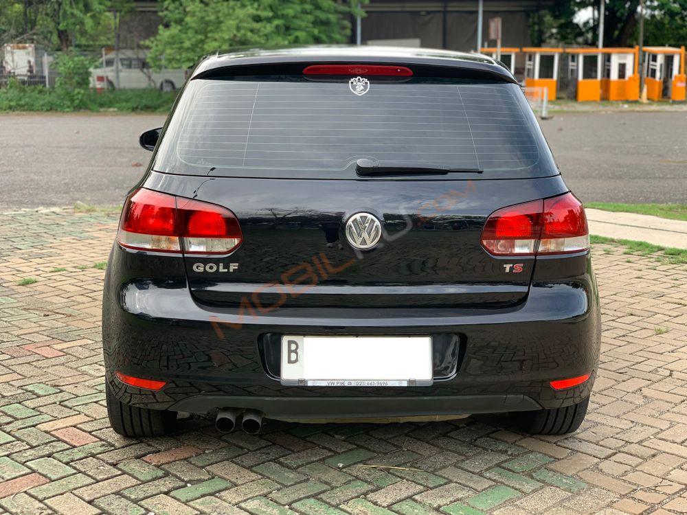 Mobil Volkswagen Golf 2013