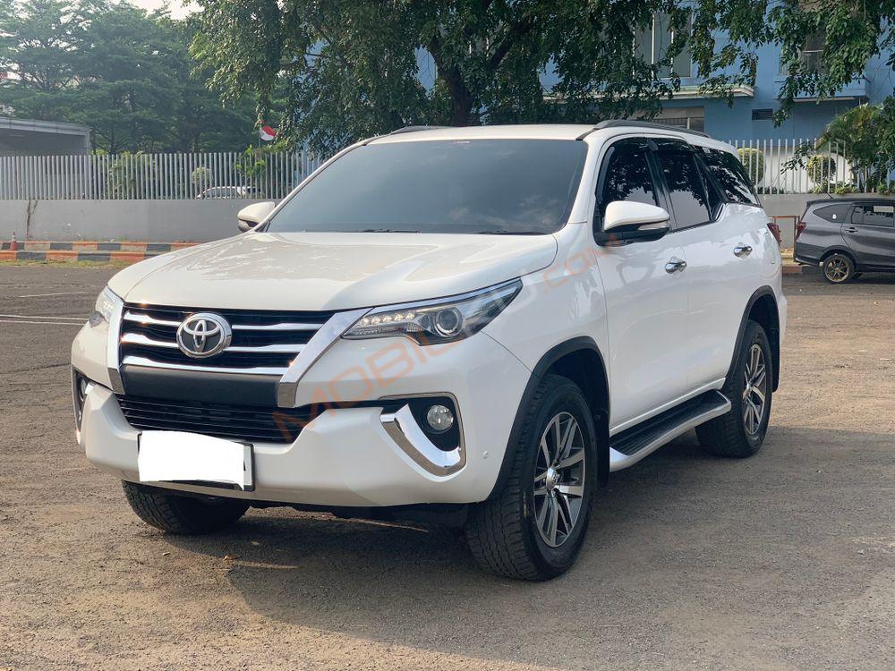 Mobil Toyota Fortuner 2017