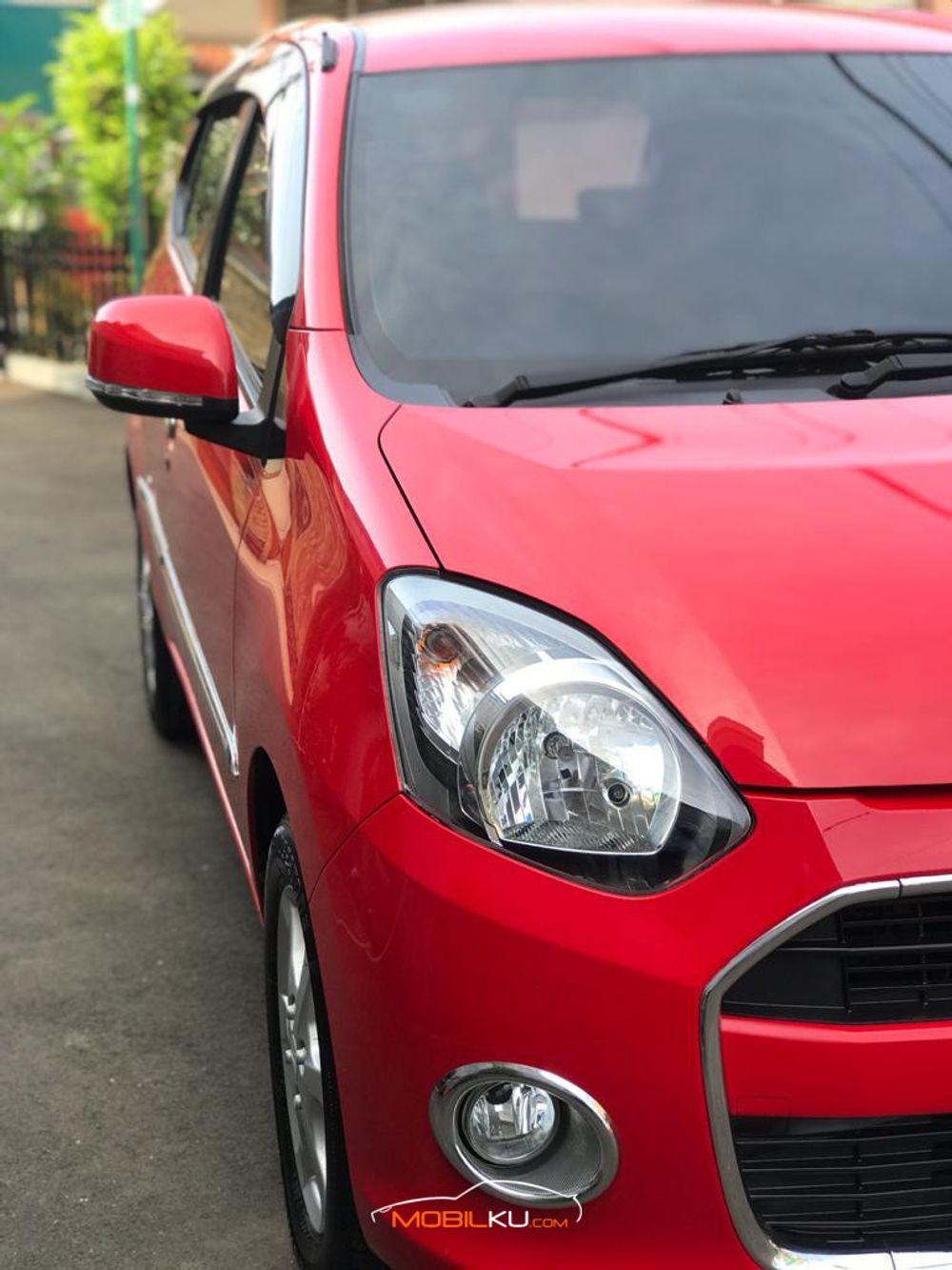 Mobil Daihatsu Ayla 2015